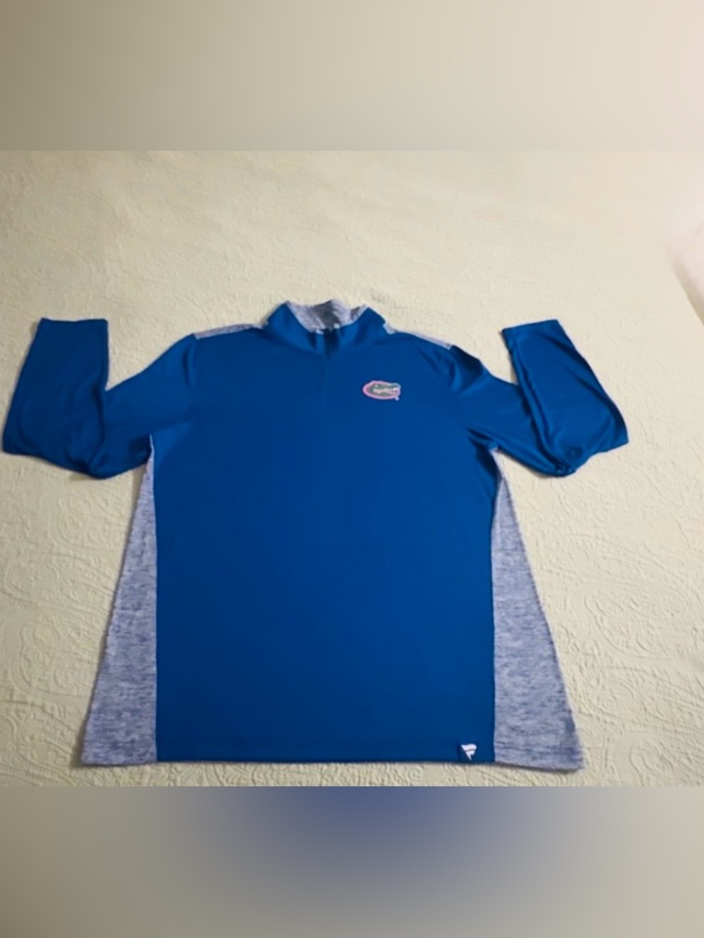 Fanatics FL Gators 1/4 zip pullover, heat sealed logo, sz lrg used